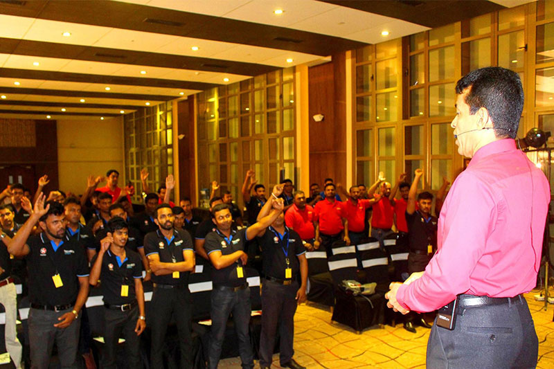 Dr-kuma-iddamallena-motivational-speakers-in-sri-lanka-corporate-trainers-in-sri-lanka-leadership-trainers-in-sri-lanka