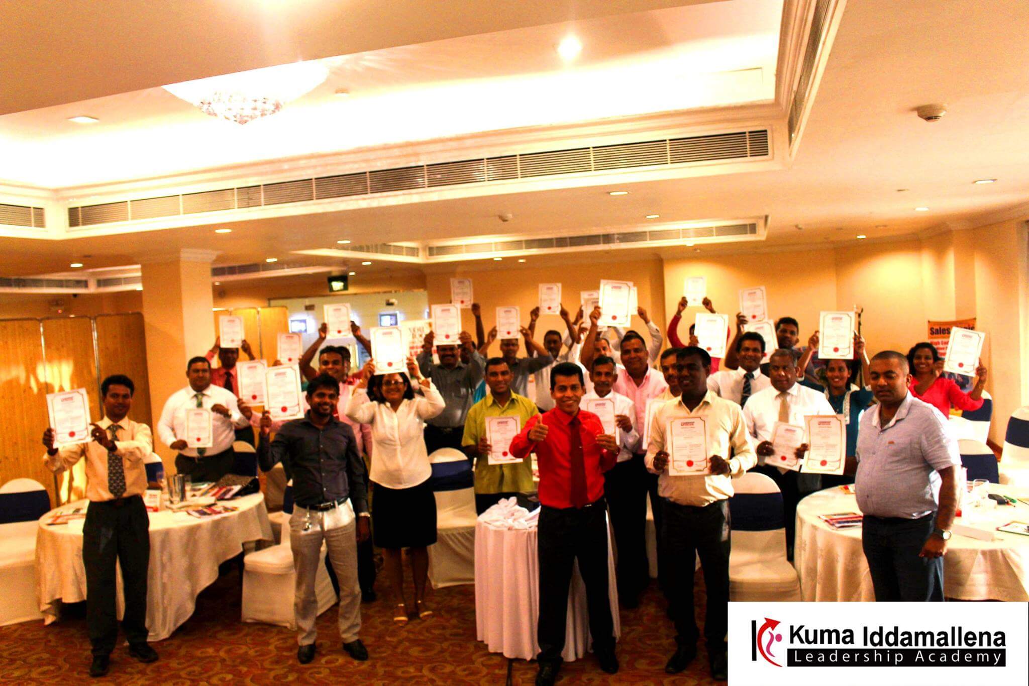 Dr-kuma-iddamallena-motivational-speakers-in-sri-lanka-corporate-trainers-in-sri-lanka-leadership-trainers-in-sri-lanka